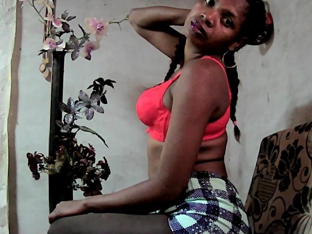 Laureat - Live sex cam - 26081593