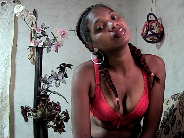 Laureat - Live sex cam - 26081609