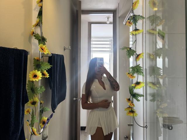 NatSorian - Live sex cam - 26087717