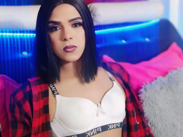 RoxanaLatinaTrans - Live sex cam - 26088197
