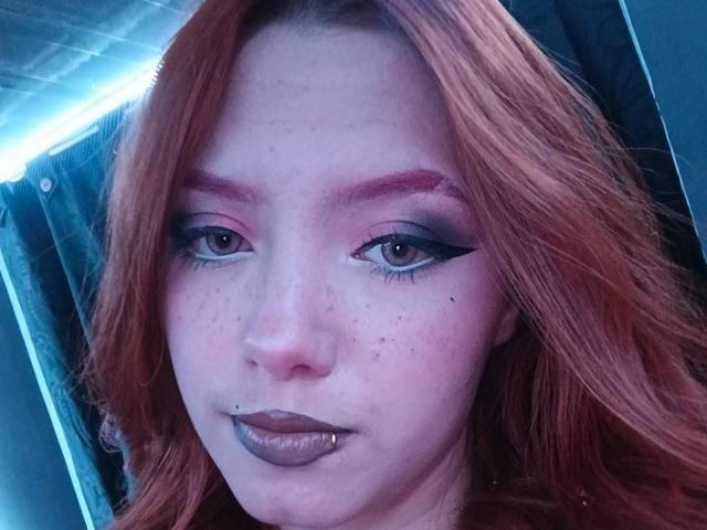 EmmaThomsonn - Live porn &amp; sex cam - 26088749