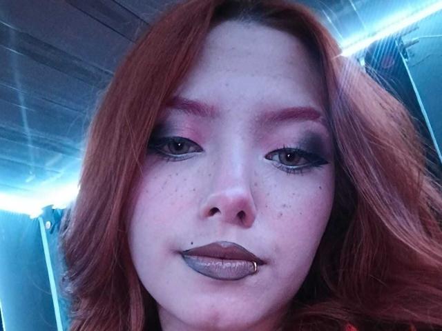 EmmaThomsonn - Live porn &amp; sex cam - 26088781