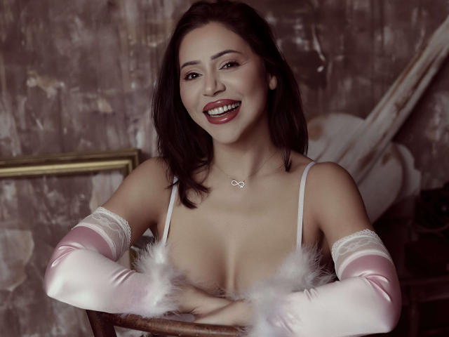 GinaMence - Live sex cam - 26090373