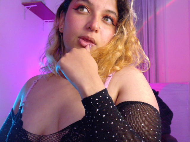 AmaliaRosse - Sexe cam en vivo - 26094169