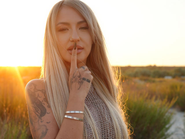 SinnersMuse - Live porn &amp; sex cam - 26096929