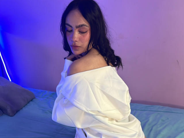AitanaJohns - Live Sex Cam - 26098721
