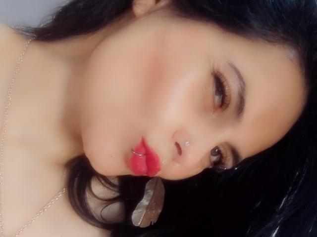 CharlotteCrofort - Live porn &amp; sex cam - 26099997
