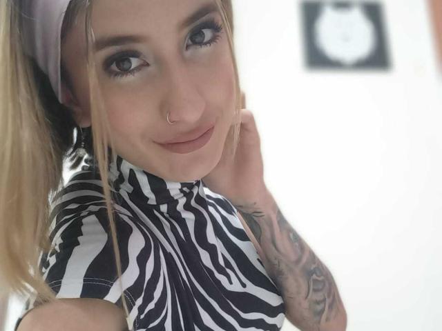 Kaiix - Live Sex Cam - 26100485