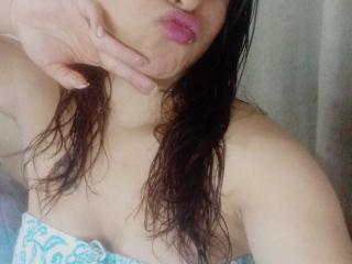 AntonellaWayne - Live sex cam - 26102717