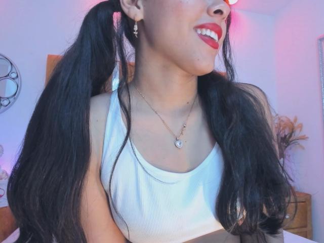 MarilynHills - Live porn &amp; sex cam - 26106533