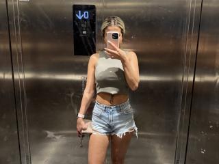 Lellie - Live porn &amp; sex cam - 26107429