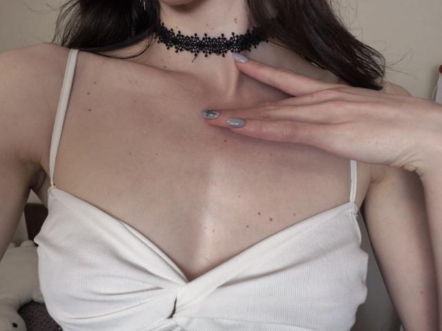 Rozalin - Live porn &amp; sex cam - 26111521