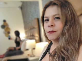 MartinaFiore - Live sex cam - 26111905