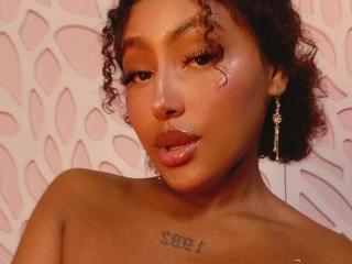 AmberQueeny - Live sex cam - 26115125