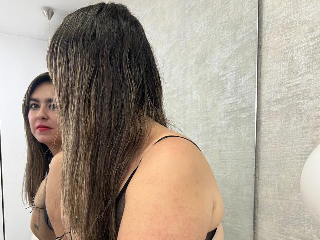 TaylorNova - Live sex cam - 26116589