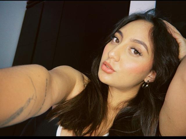 DianaFernandezz - Live porn &amp; sex cam - 26117345