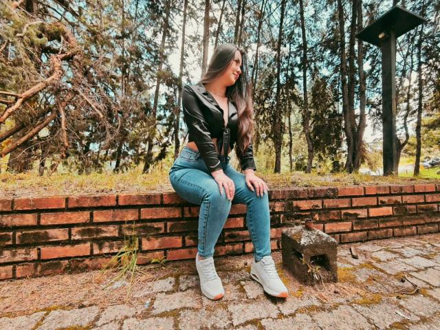 CamilaGomez - Sexe cam en vivo - 26118301