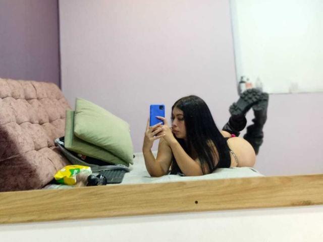 KateWelsin - Live sex cam - 26126985