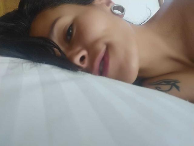 AmelieBlake - Sexe cam en vivo - 26128081