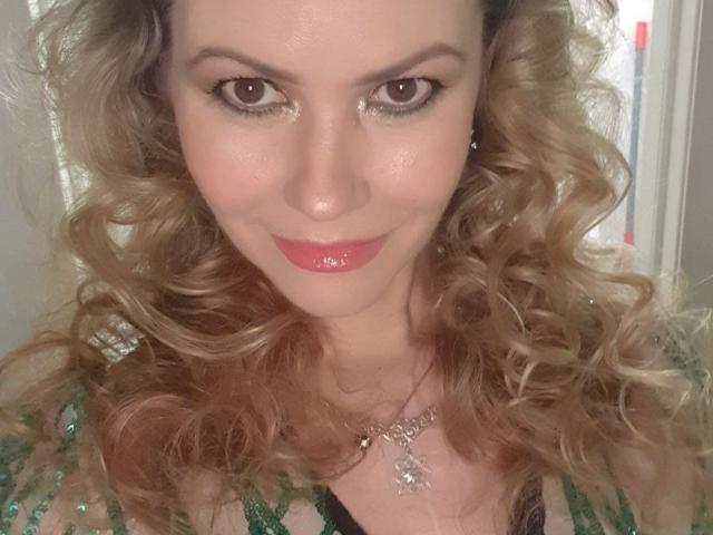 EvaNeon - Live porn &amp; sex cam - 26132377