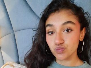 ValentinaCruz69 - Sexe cam en vivo - 26143665