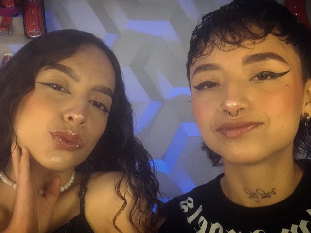 RileyAndAlexa - Sexe cam en vivo - 26145509