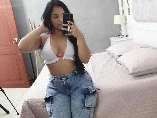 RileyPrescott - Live porn &amp; sex cam - 26145877