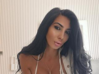 BrunetteBabe69 - Live porn &amp; sex cam - 26146237