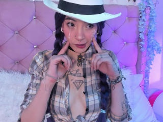 LaurenEvie69 - Live sex cam - 26146989