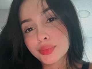 EmilyParkerr - Live Sex Cam - 26149305
