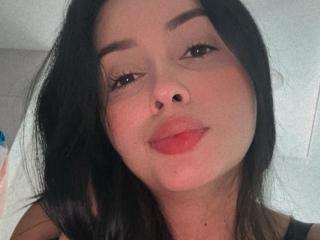 EmilyParkerr - Live Sex Cam - 26149341