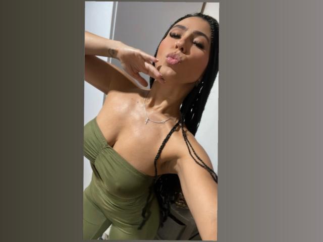 NahomyStone - Live porn &amp; sex cam - 26151221