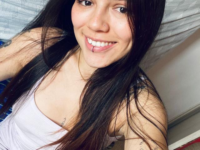 SophiaMarx - Live Sex Cam - 26156793