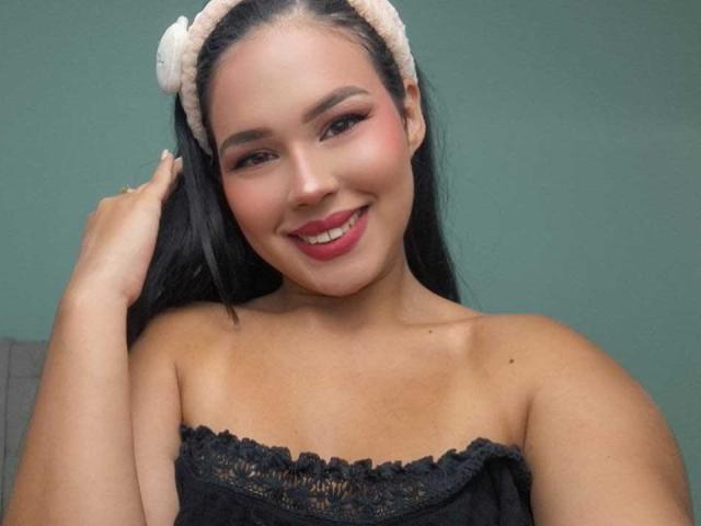 CarolineWill - Live porn &amp; sex cam - 26157225
