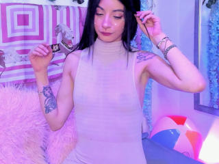 LaurenEvie69 - Live sex cam - 26160901