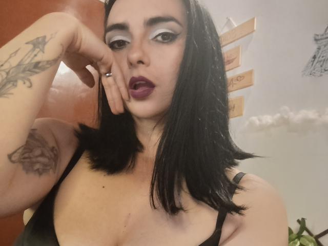 CandyParis - Live sex cam - 26171769