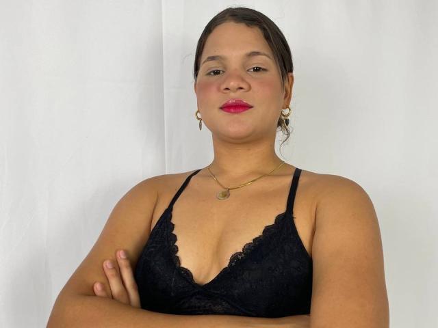 LatinXCouple69 - Live sexe cam - 26172313