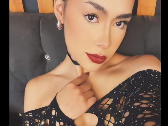SienaReign - Live sex cam - 26181217