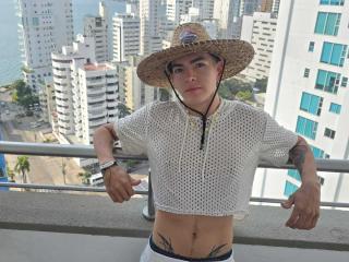 ArchangelVerso - Live porn &amp; sex cam - 26181757