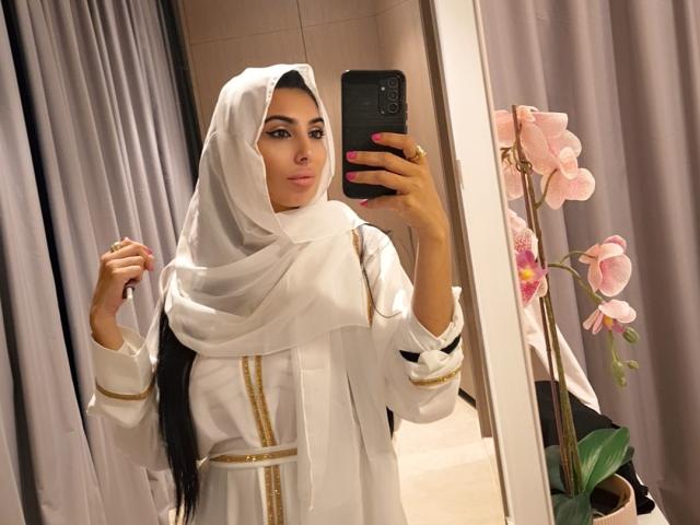 BrunetteBabe69 - Live porn &amp; sex cam - 26184789