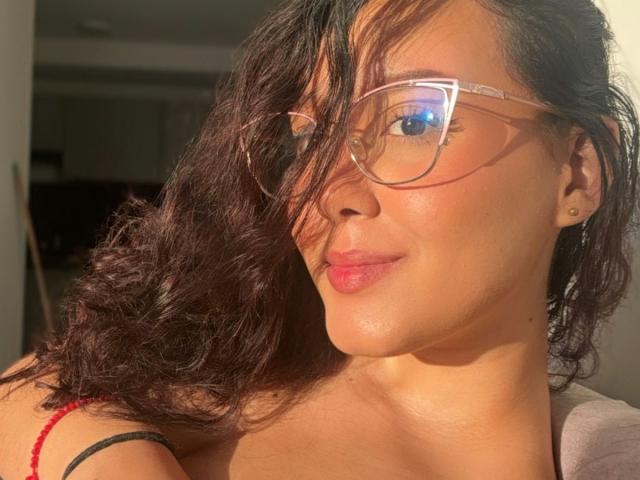 SofiaBrowm - Live Sex Cam - 26186985