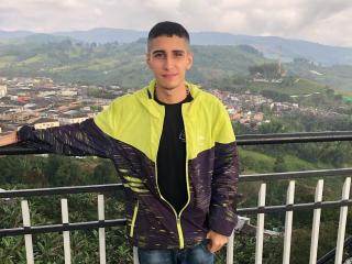 DanielHerraraG - Sexe cam en vivo - 26188777