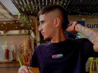 DanielHerraraG - Sexe cam en vivo - 26188793