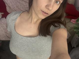 HotCaramelsDuo - Live sex cam - 26189513