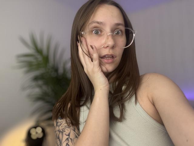 HotCaramelsDuo - Live sex cam - 26189601