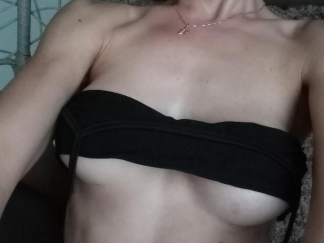 BellaJulls - Live sex cam - 26192541