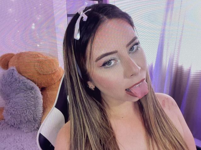 JennyLawry - Live Sex Cam - 26193801
