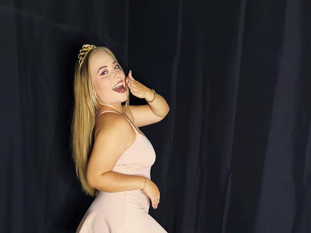 ZoeTobon69 - Live Sex Cam - 26195221