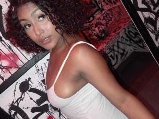 AmberQueeny - Live sex cam - 26197877
