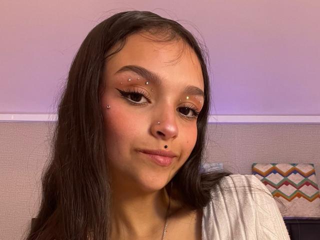 MarietteJones - Live sexe cam - 26200285